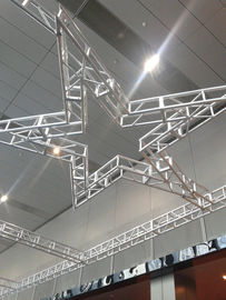 중국 실내 쇼 및 사건을 위한은 알루미늄 원형 트러스 300*300 9m 크기 협력 업체